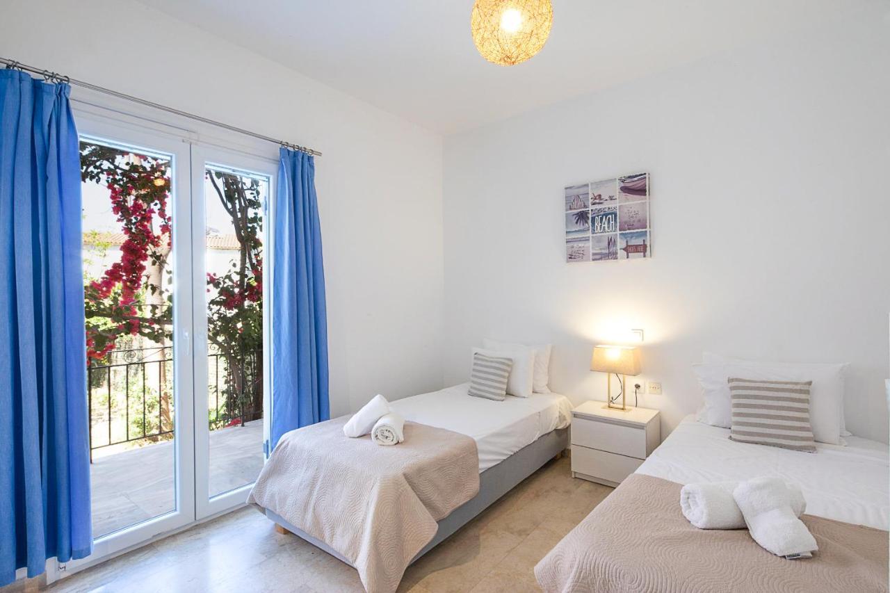Irini Apartments And Studios Agios Gordios  Exteriér fotografie