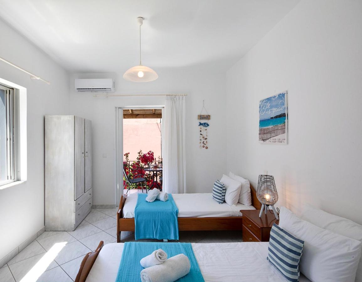 Irini Apartments And Studios Agios Gordios  Exteriér fotografie